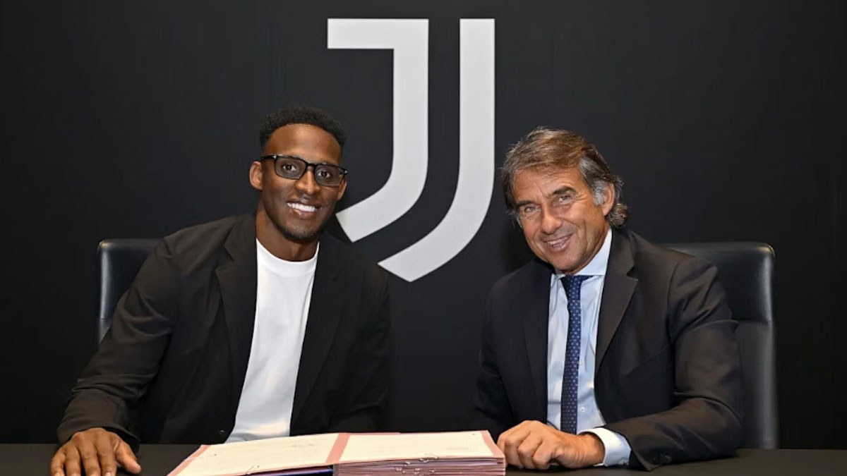 lucum236 juventus 232 ufficiale firma fino al 2030 da Stilejuventus.com lucum236 juventus 232 ufficiale firma fino al 2030