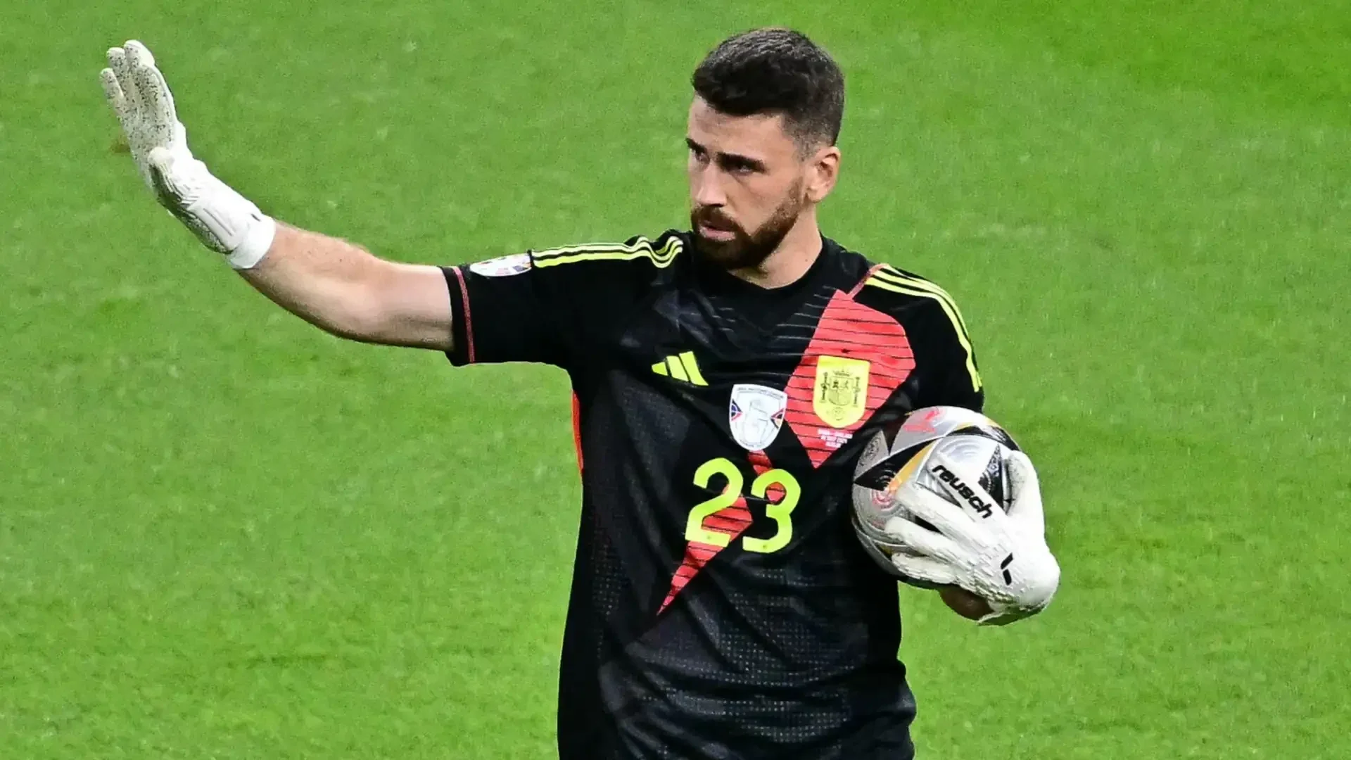 Unai Simon