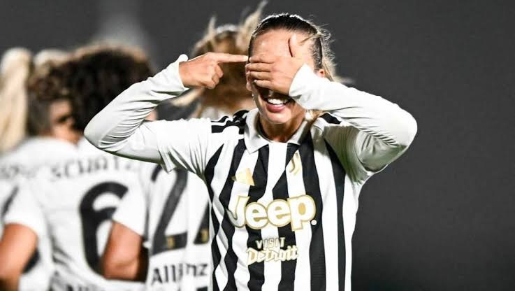 tatiana pinto beffa l inter di testa la juve si prende la vittoria nella semifinale da Stilejuventus.com tatiana pinto beffa l inter di testa la juve si prende la vittoria nella semifinale