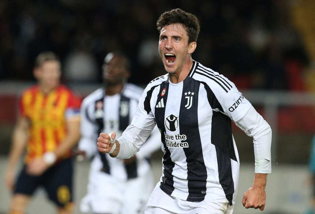 Andrea Cambiaso con la maglia della Juventus