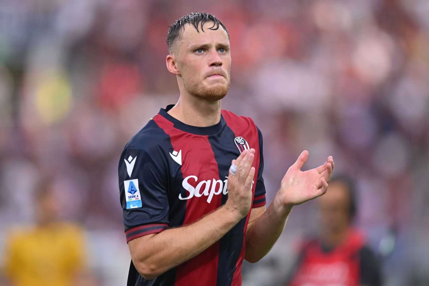 Beukema con la maglia del Bologna
