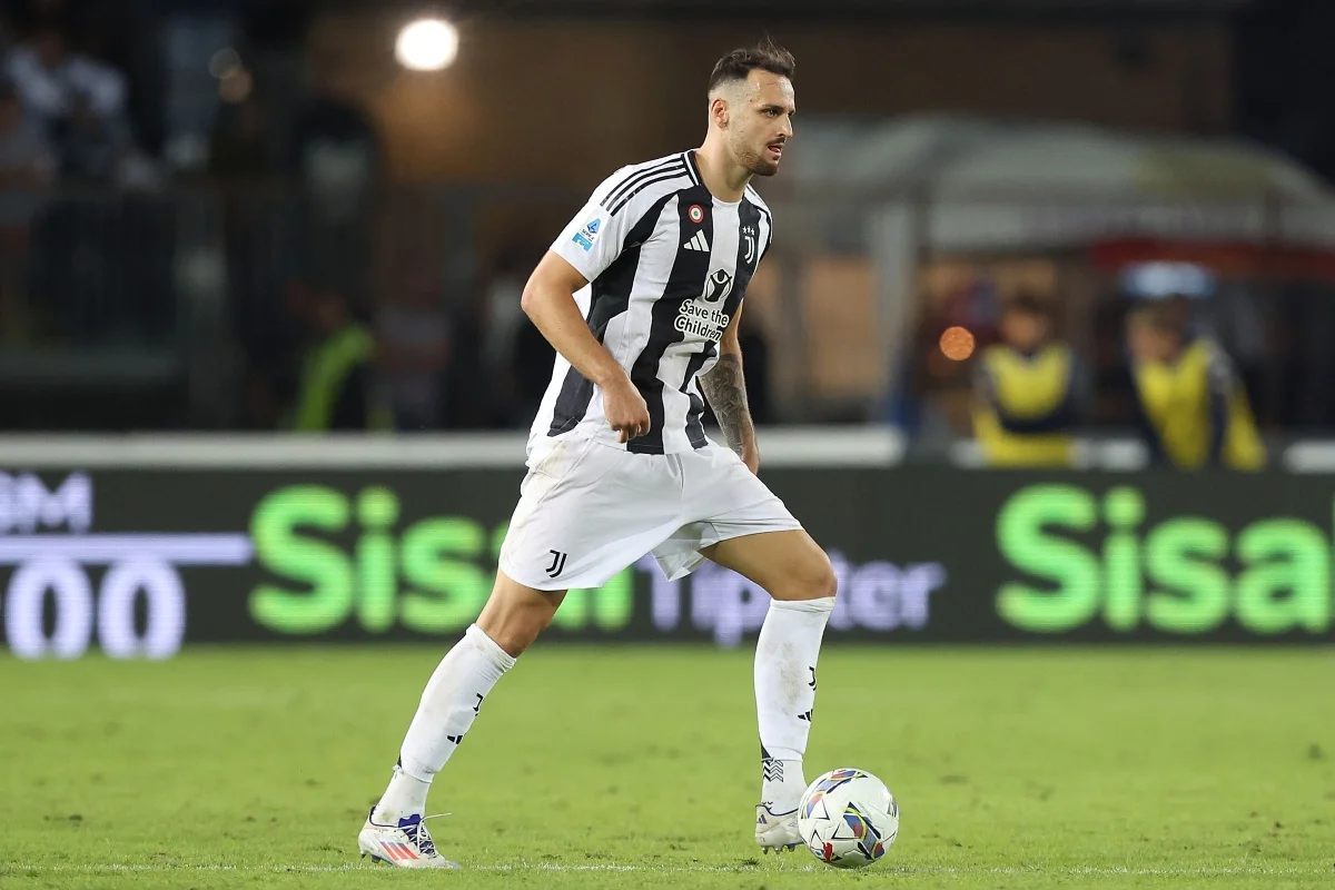 Gatti con la maglia della Juventus