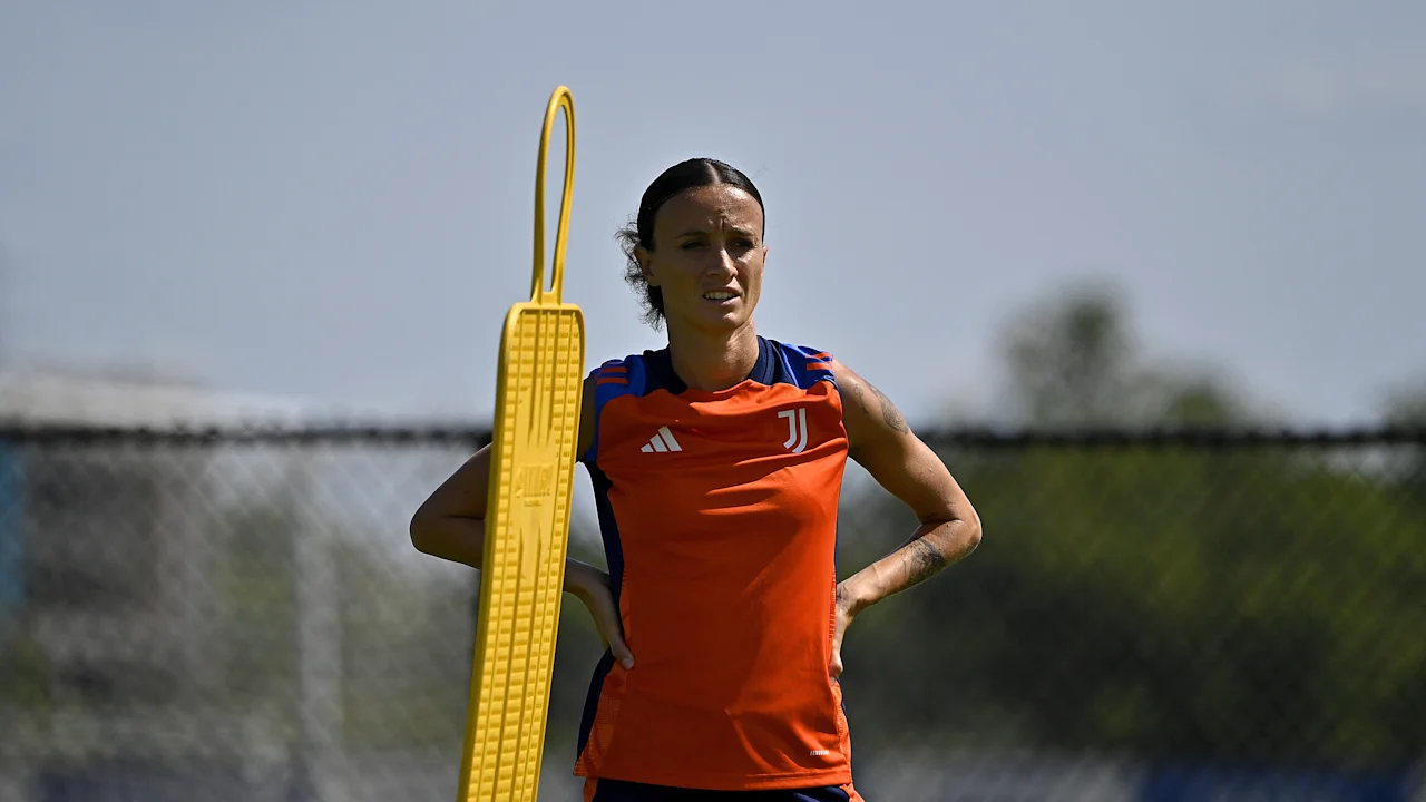 Bonansea con la maglia della Juventus Women