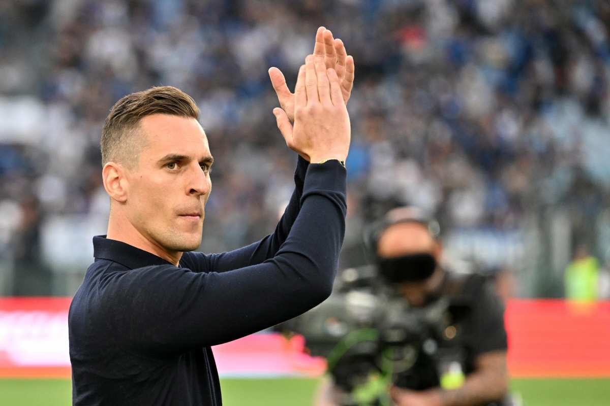 Milik con la maglia della Juventus