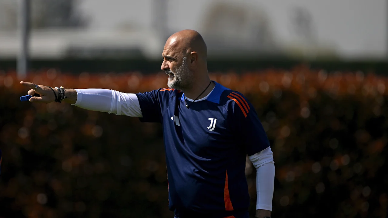 Canzi, allenatore della Juventus Women