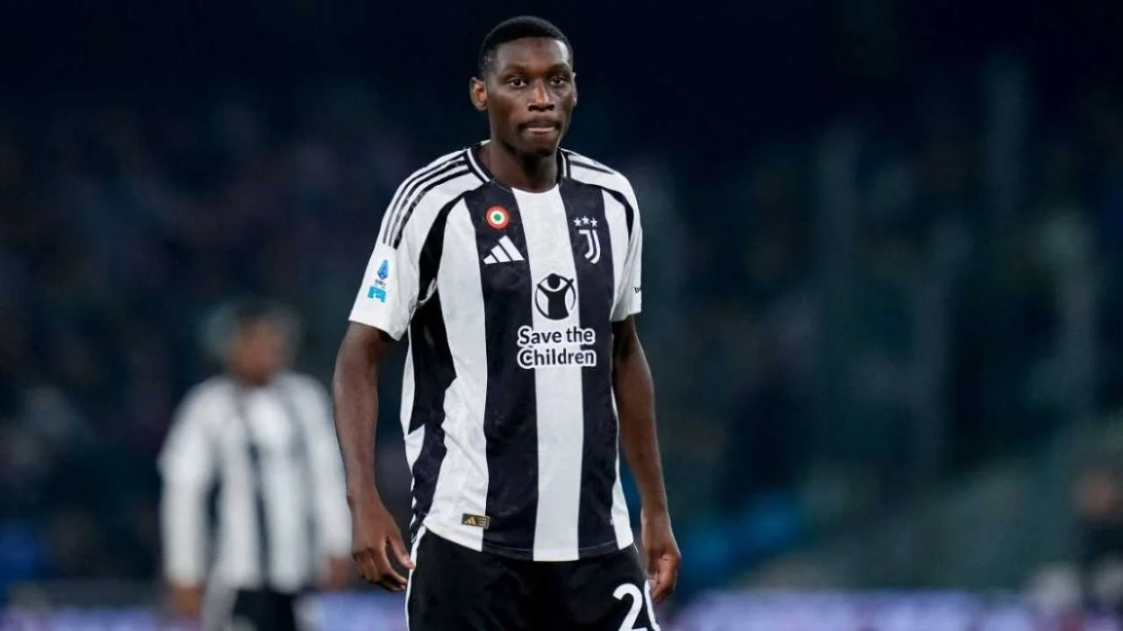 Kolo Muani con la maglia della Juventus