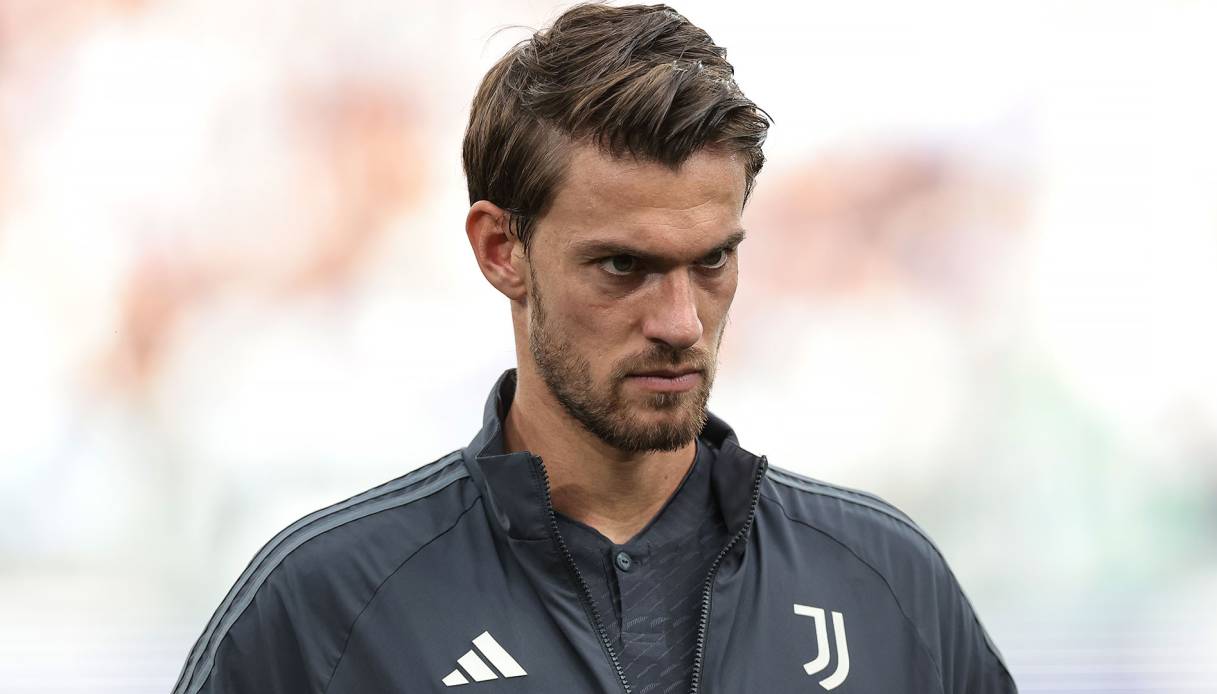 Sassuolo su Rugani: il difensore può lasciare Torino dopo il Mondiale per Club Sassuolo su Rugani: il difensore può lasciare Torino dopo il Mondiale per Club