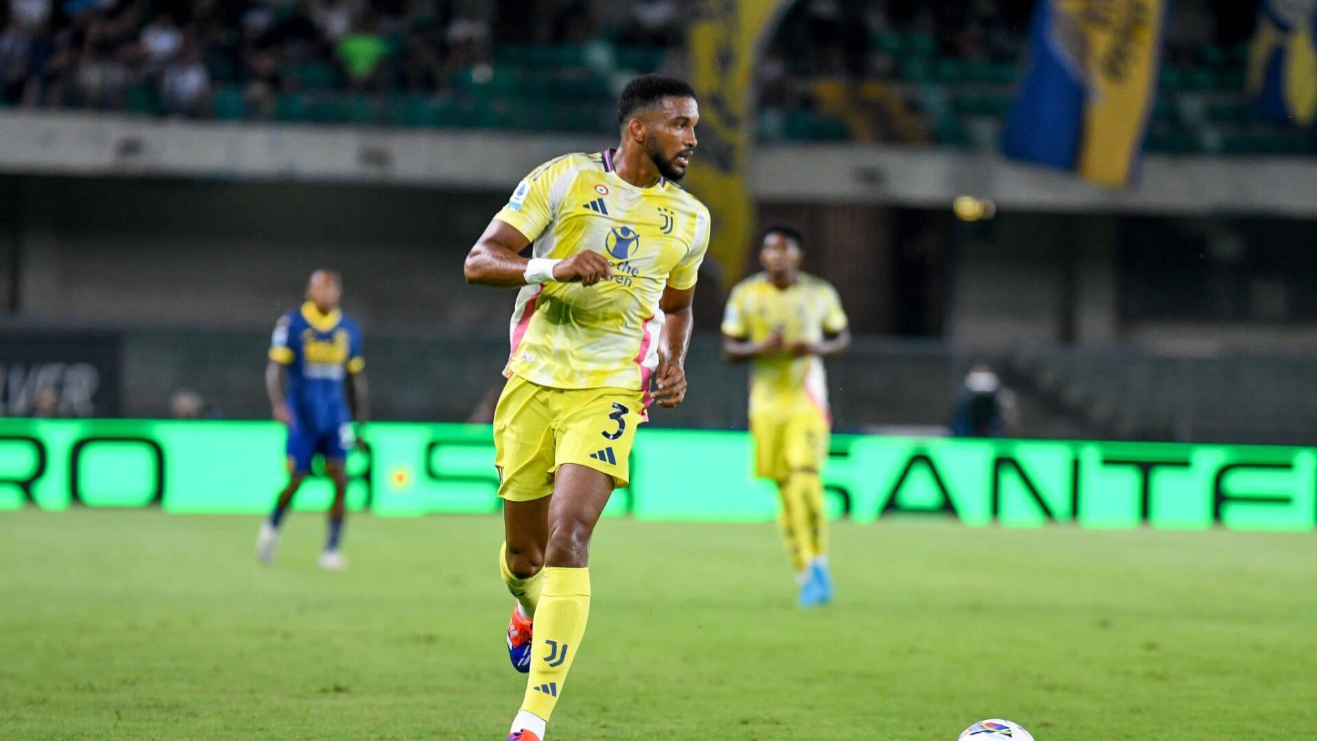 Bremer con la maglia della Juventus