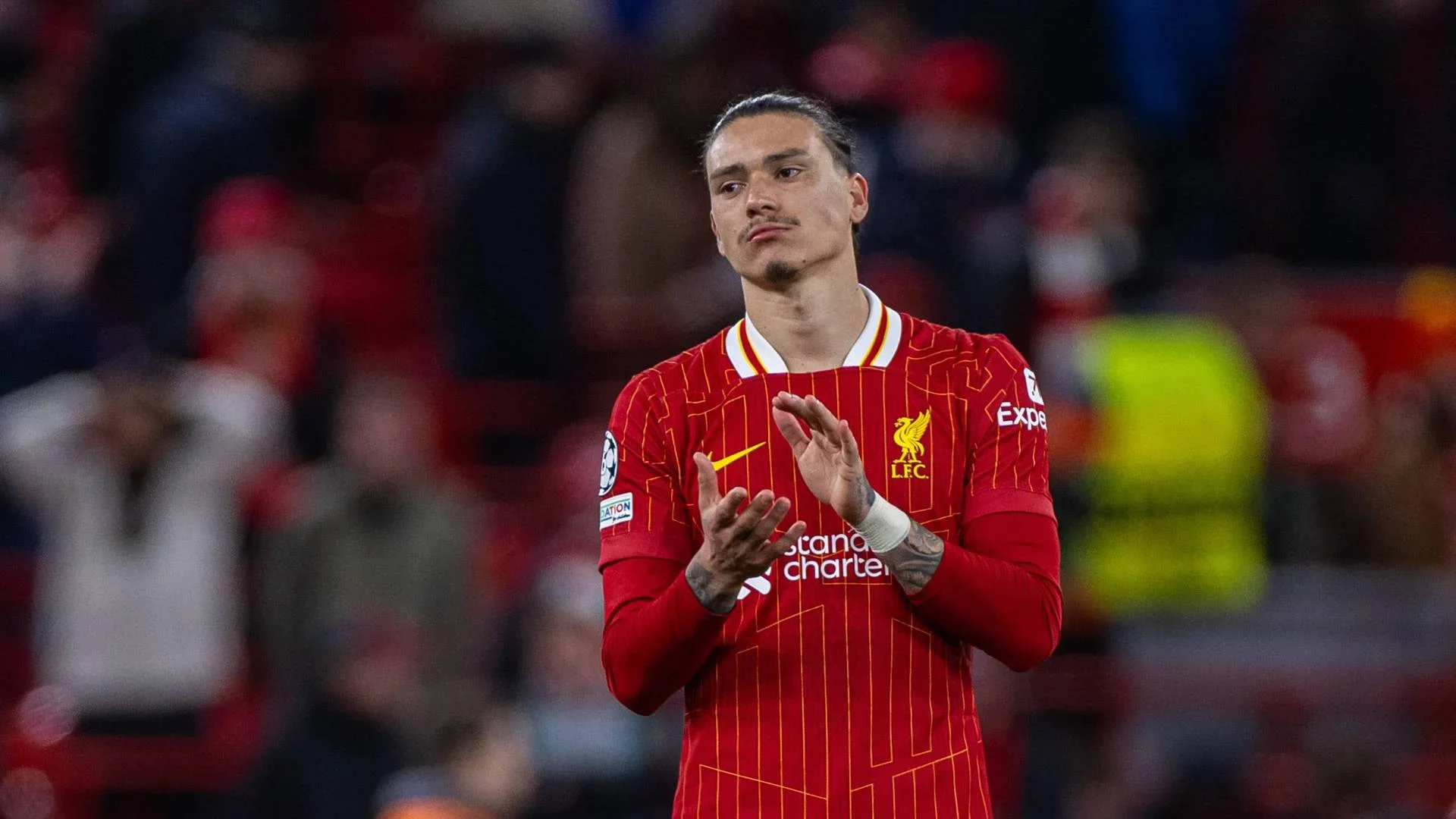 Darwin Nunez con la maglia del Liverpool