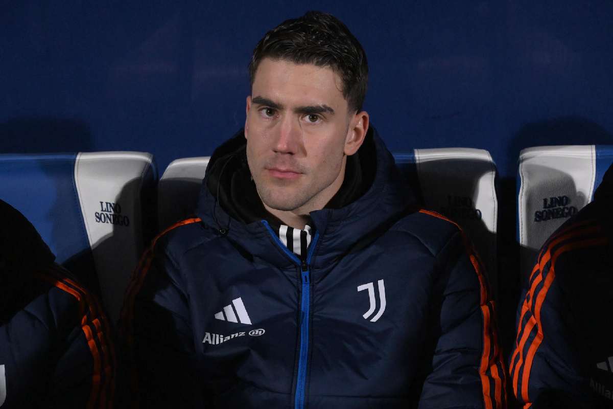 calciomercato juventus vlahovic sempre pi249 lontano il milan tratta con comolli
