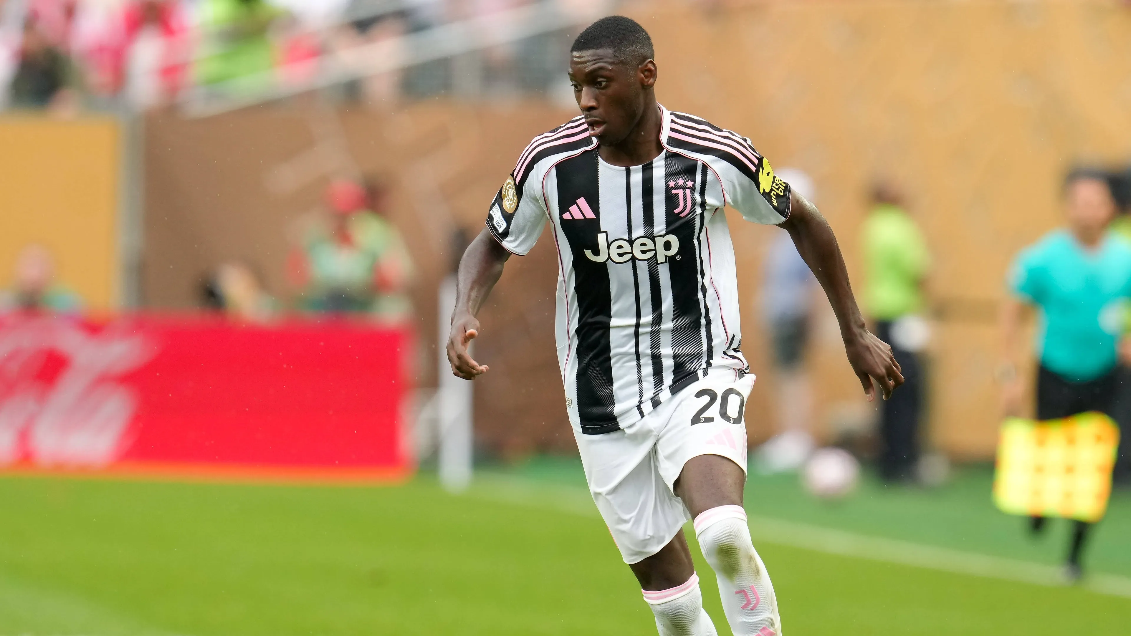 Kolo Muani con la maglia della Juventus
