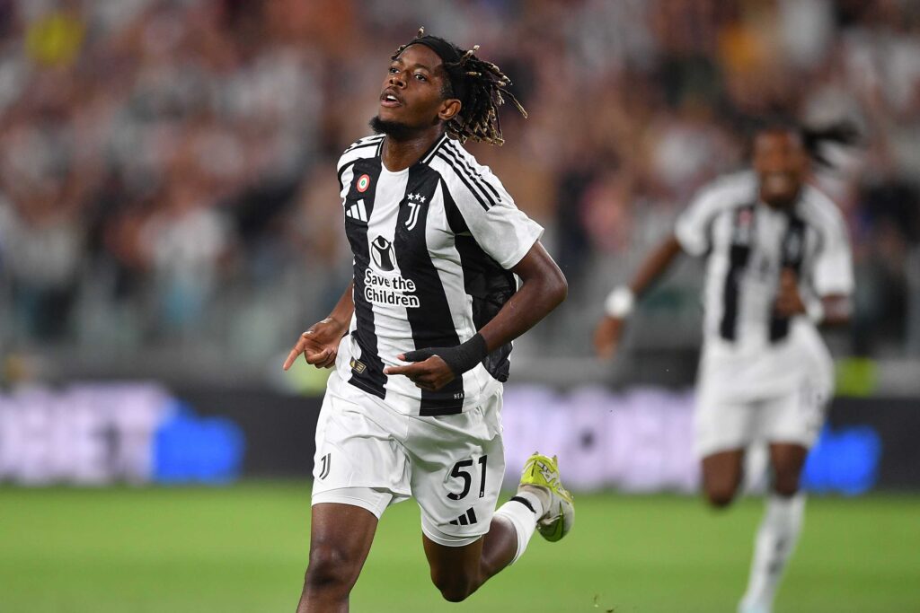 Mbangula con la maglia della Juventus