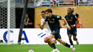 Yildiz in azione durante Real Madrid-Juventus per la Coppa del Mondo per club