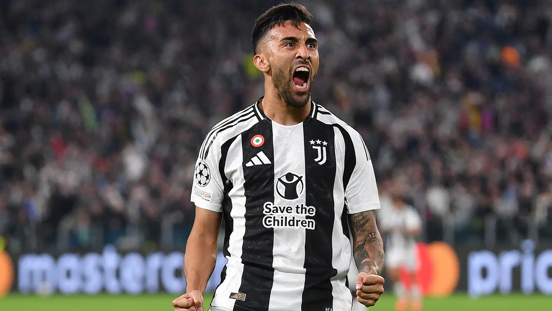 Nico Gonzalez con la maglia della Juventus