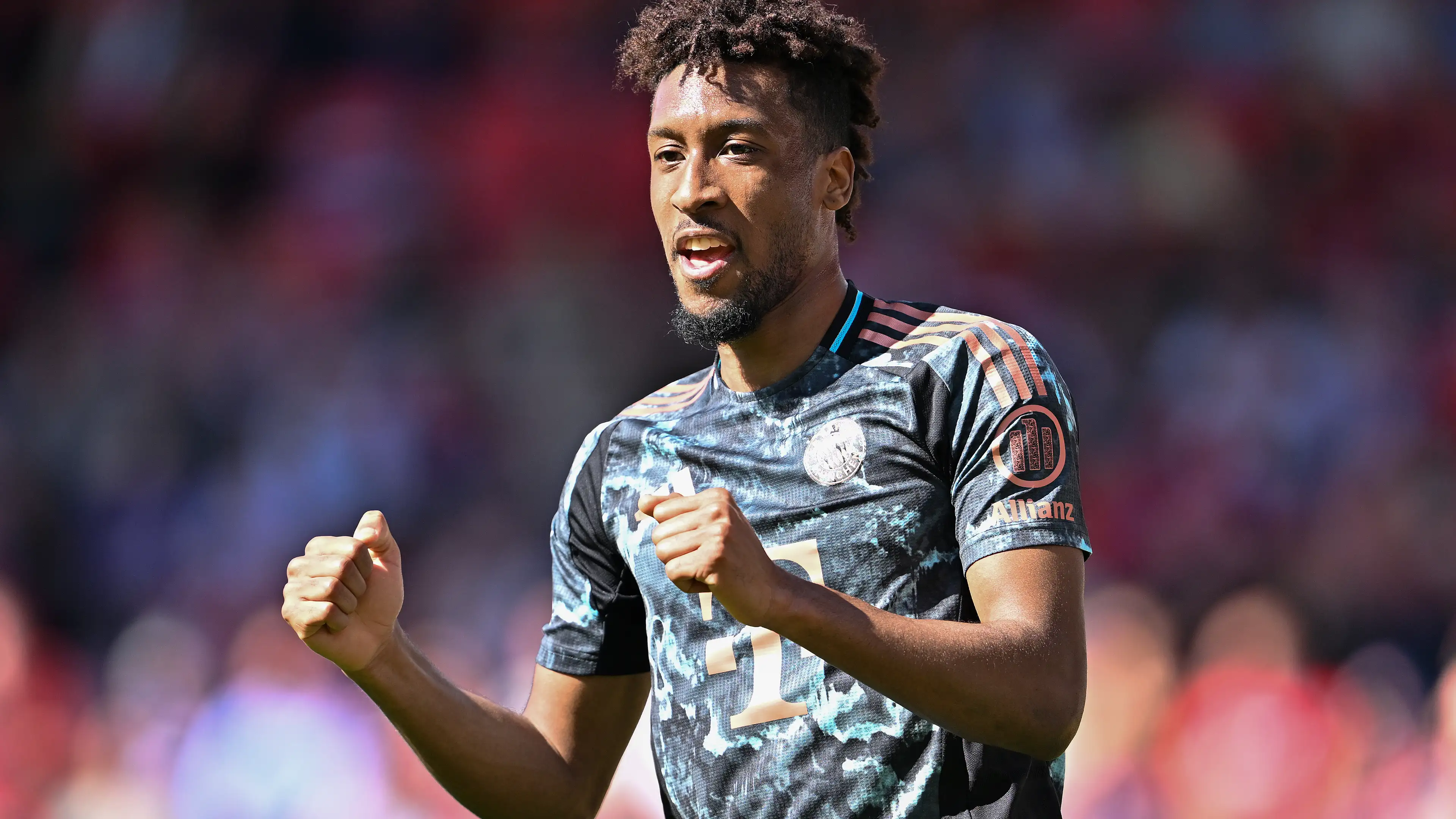 Coman esulta con la maglia del Bayern Monaco