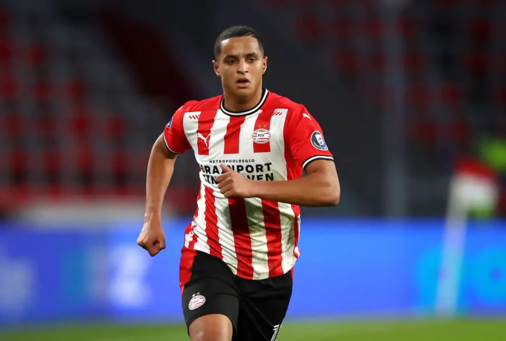 Ihattaren con la maglia del Psv