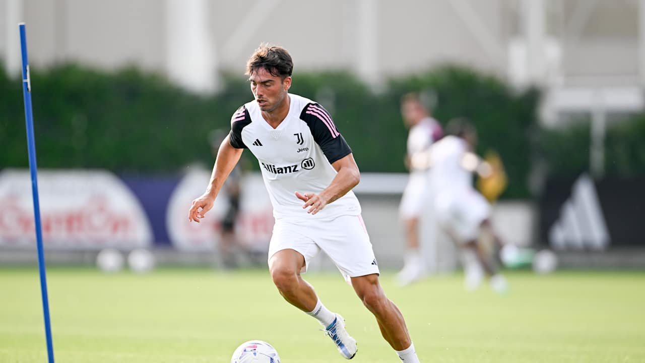 ufficiale sersanti al modena il centrocampista lascia la juventus next gen