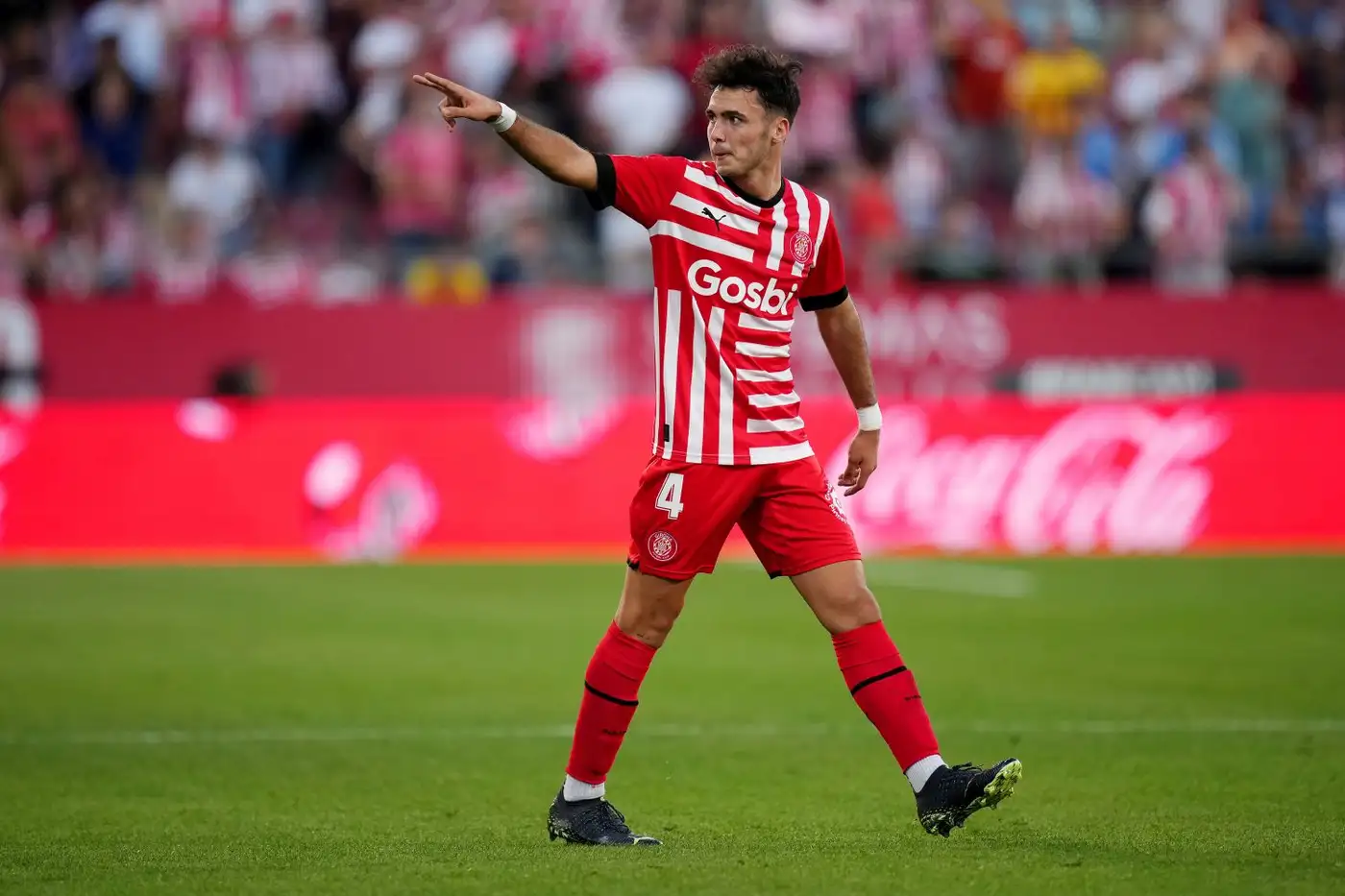 Arnau Martinez con la maglia del Girona