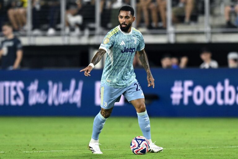 Douglas Luiz Juventus