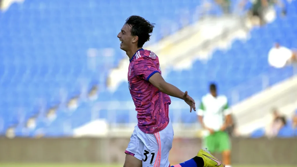 Tommaso Mancini con la maglia della Juventus