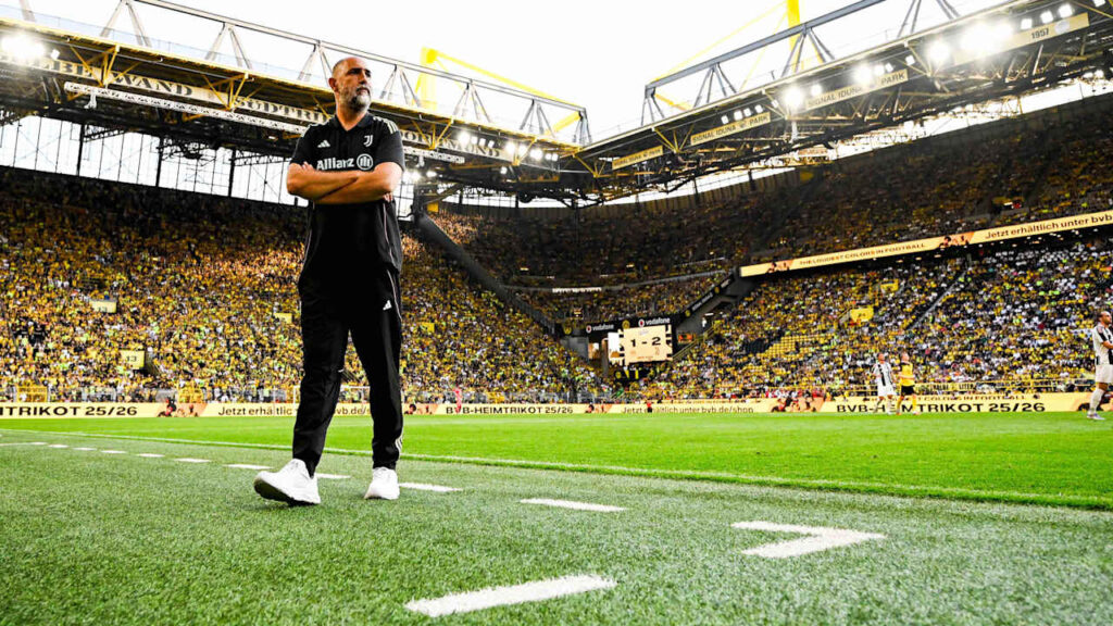 Igor Tudor in campo per la sfida amichevole contro il Borussia Dortmund