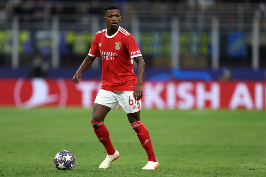 Florentino Luis con la maglia del Benfica