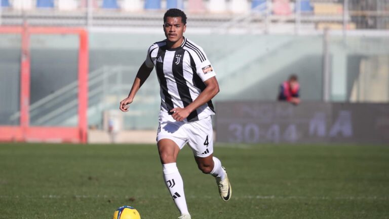 Pedro Felipe con la maglia della Juventus