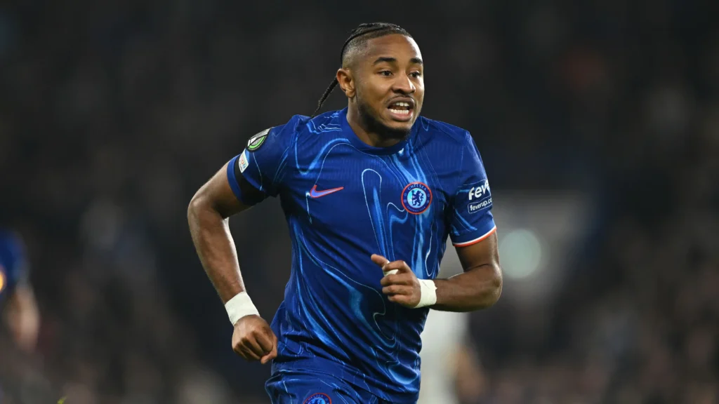Nkunku con la maglia del Chelsea