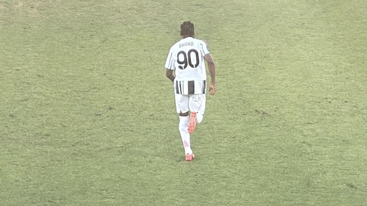 Esordio per Okoro: il nuovo acquisto debutta con la Juventus Next Gen contro il Novara Esordio per Okoro: il nuovo acquisto debutta con la Juventus Next Gen contro il Novara