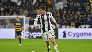 Yildiz con la maglia della Juventus