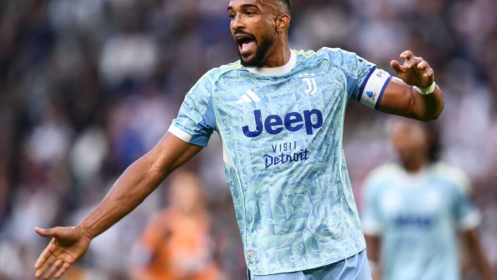 Bremer con la maglia della Juventus