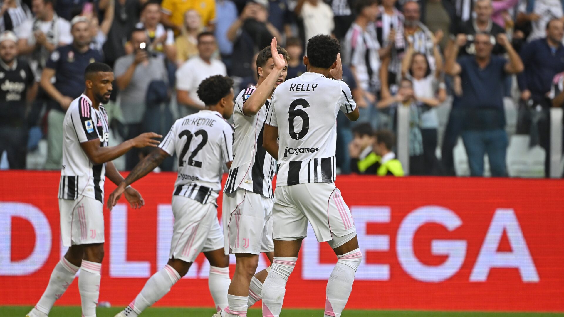 La Juventus in vantaggio 2-1 contro l'Inter alla fine del primo tempo