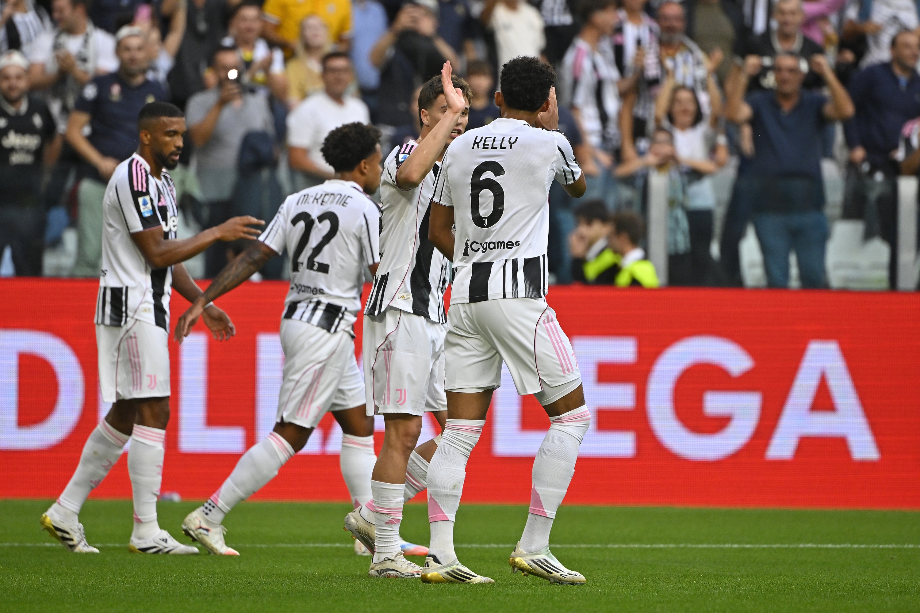 La Juventus in vantaggio 2-1 contro l'Inter alla fine del primo tempo