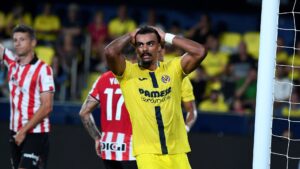 Renato Veiga con la maglia del Villarreal