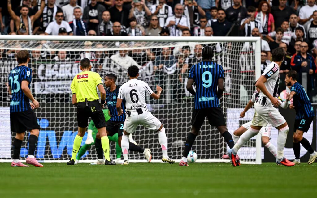 Il gol di Kelly che sblocca Juventus-Inter