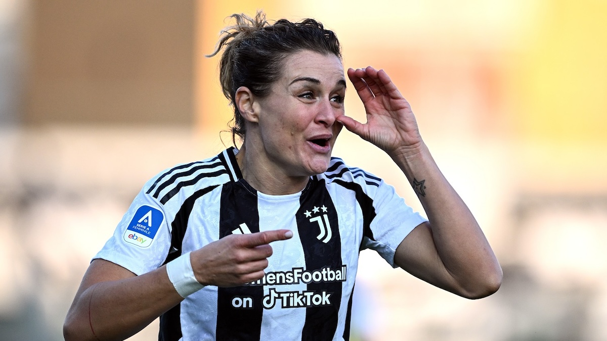Girelli premiata capocannoniere: la regina del gol continua a trascinare la Juventus Women Girelli premiata capocannoniere: la regina del gol continua a trascinare la Juventus Women