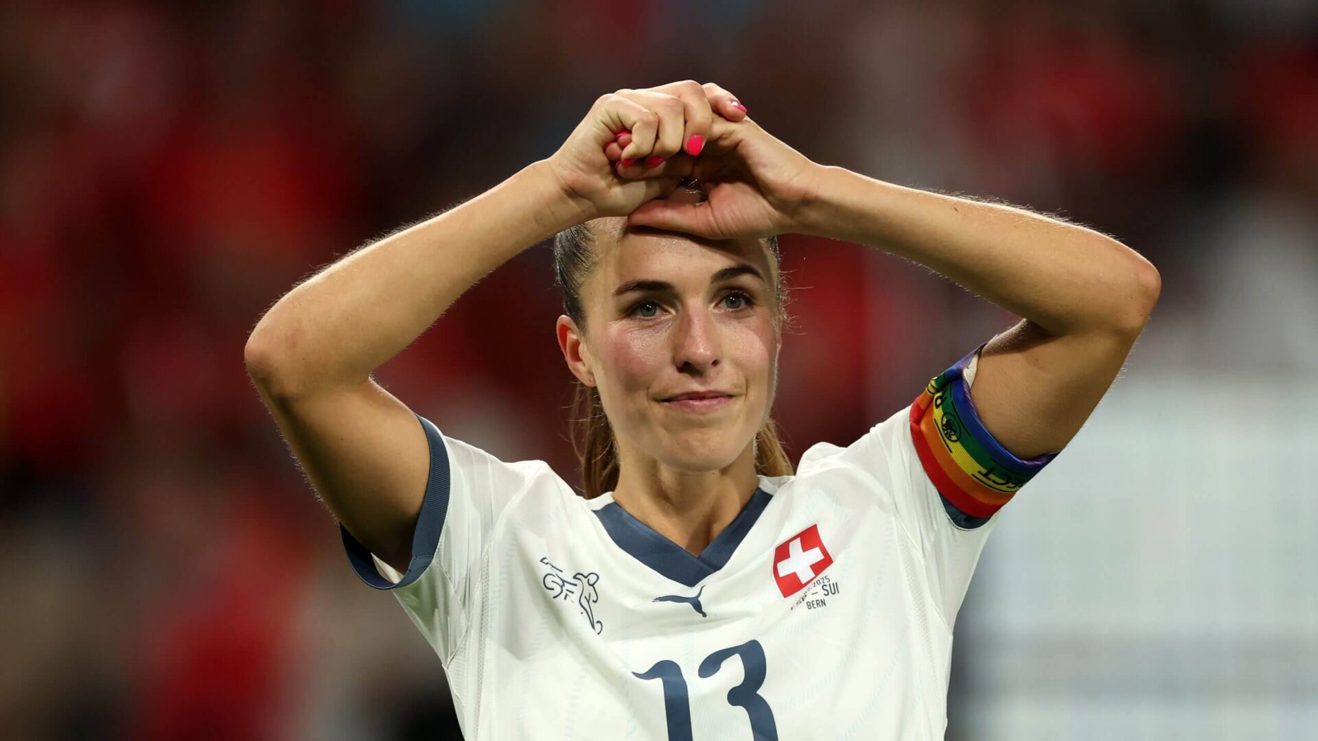 Lia Walti con la maglia della Svizzera