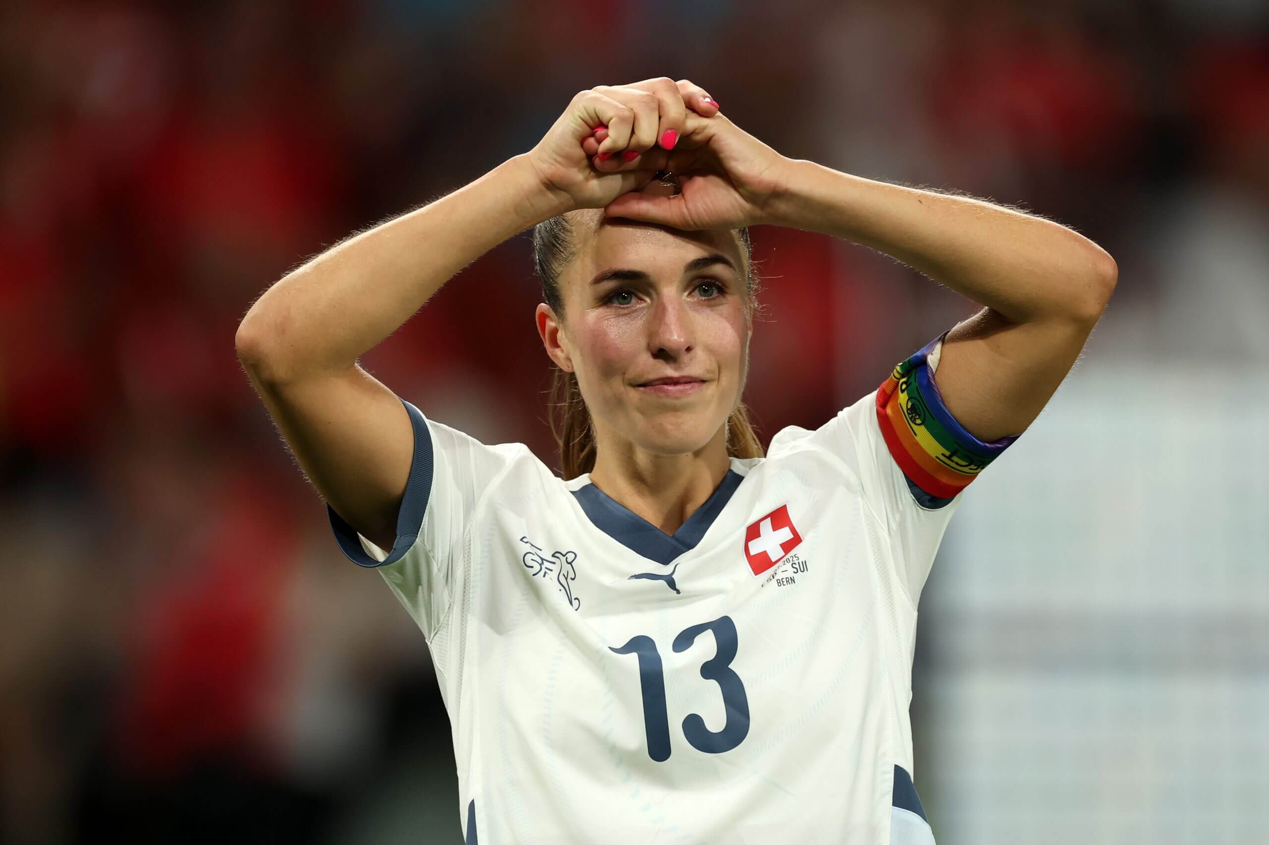 Lia Walti con la maglia della Svizzera