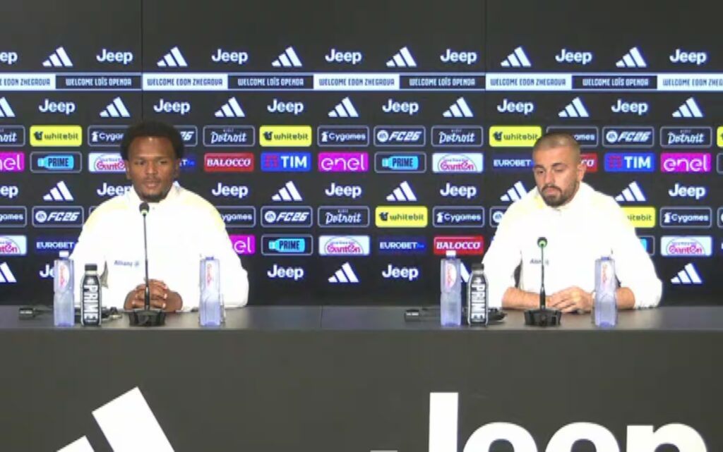 Zhegrova e Openda in conferenza stampa di presentazione con la Juventus