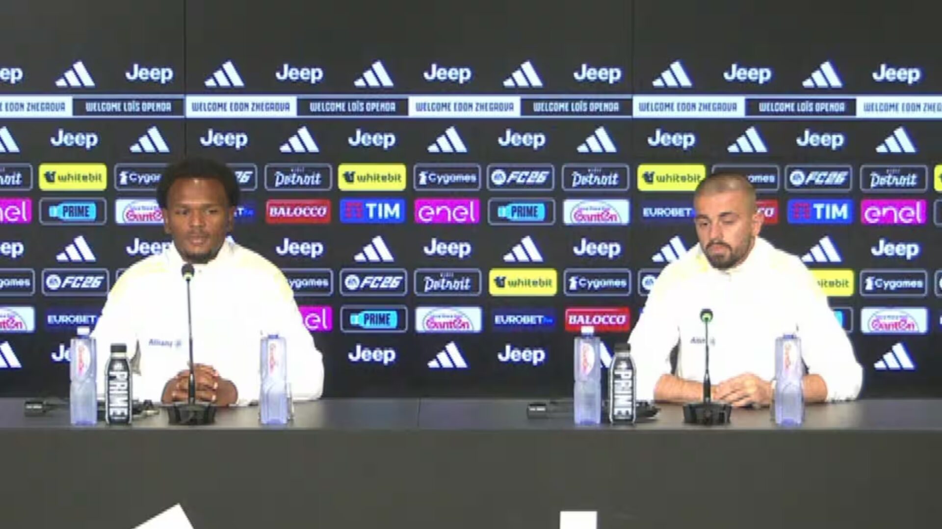 Zhegrova e Openda in conferenza stampa di presentazione con la Juventus