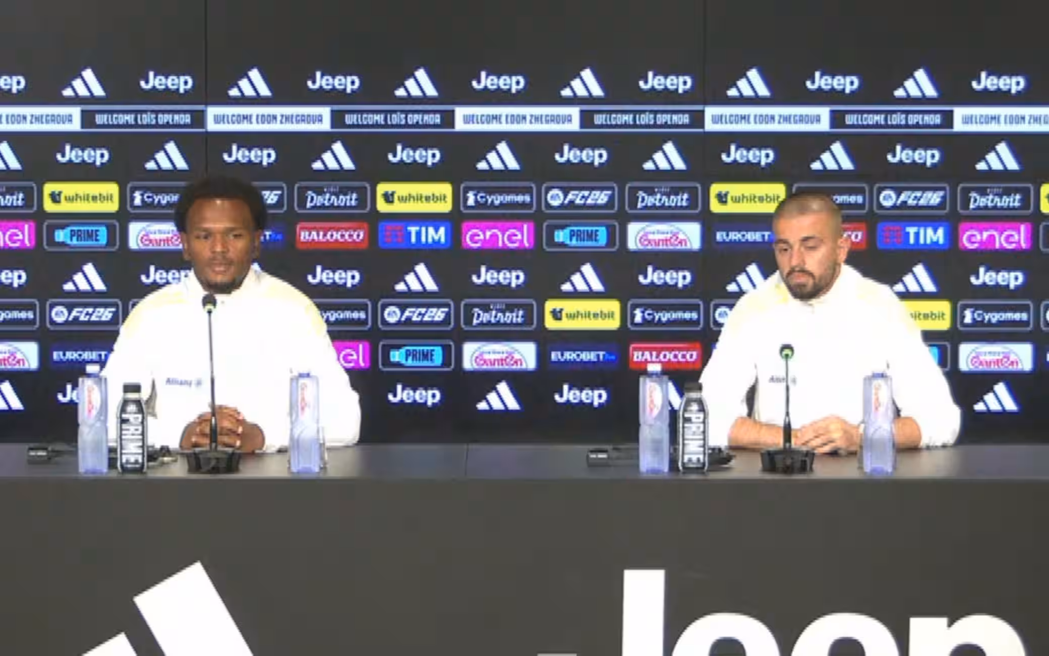 Zhegrova e Openda in conferenza stampa di presentazione con la Juventus