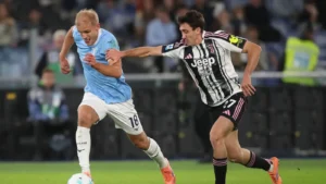 Cambiaso in azione durante Lazio-Juventus