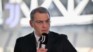 Damien Comolli interviene nel corso di un'intervista allo Juventus Stadium