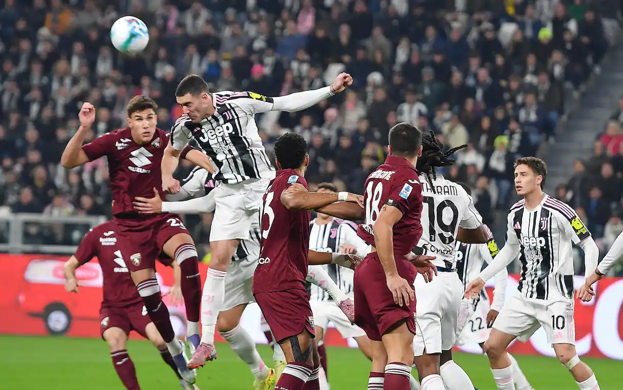 Juventus Torino 0 0, il derby della Mole si chiude in parità: allo Stadium tante occasioni ma nessun gol Juventus Torino 0 0, il derby della Mole si chiude in parità: allo Stadium tante occasioni ma nessun gol