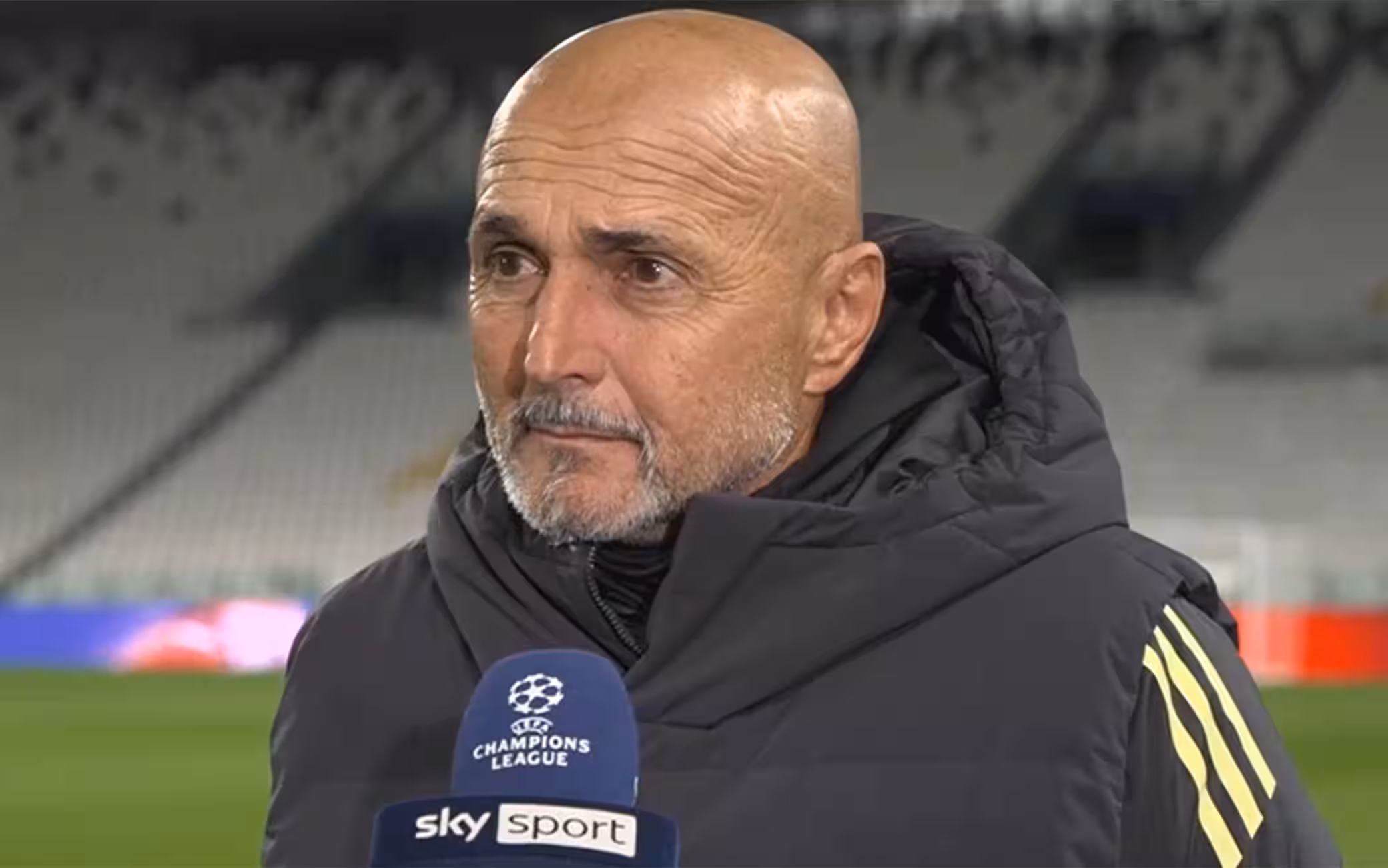 Spalletti viene intervistato da Sky Sport negli attimi precedenti il match tra Juventus e Sporting Lisbona
