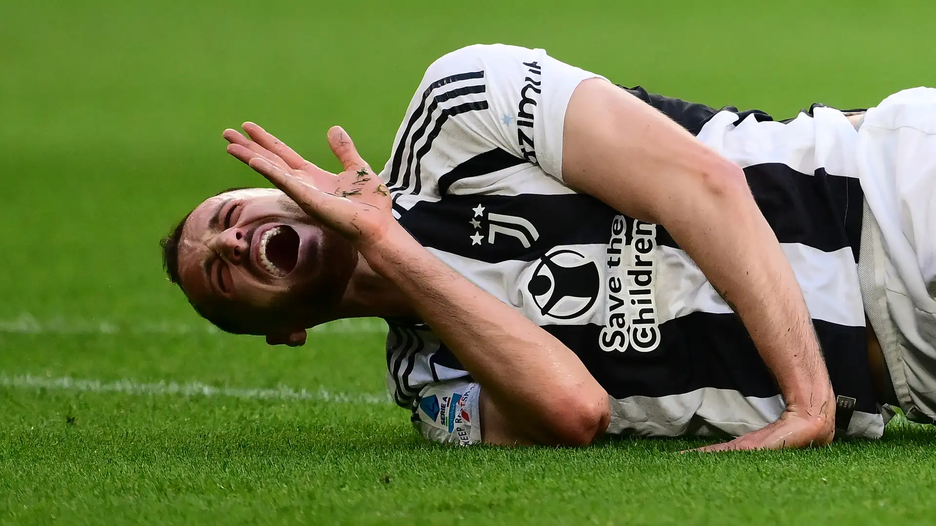 juventus vittoria con l8217udinese ma tegola gatti menisco lesionato e stop di un mese