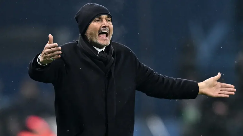 Spalletti dà indicazioni alla Juventus durante la partita con la Cremonese