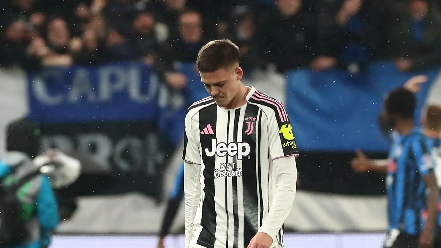 Juventus, infortunio Holm: lesione al soleo e stop di almeno due settimane Juventus, infortunio Holm: lesione al soleo e stop di almeno due settimane